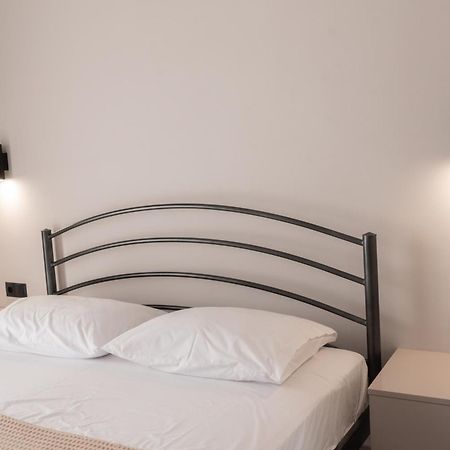 Kallithea  Valentinos Apartments מראה חיצוני תמונה